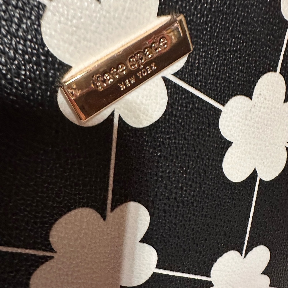 Kate Spade Black and White Floral Pattern Bag